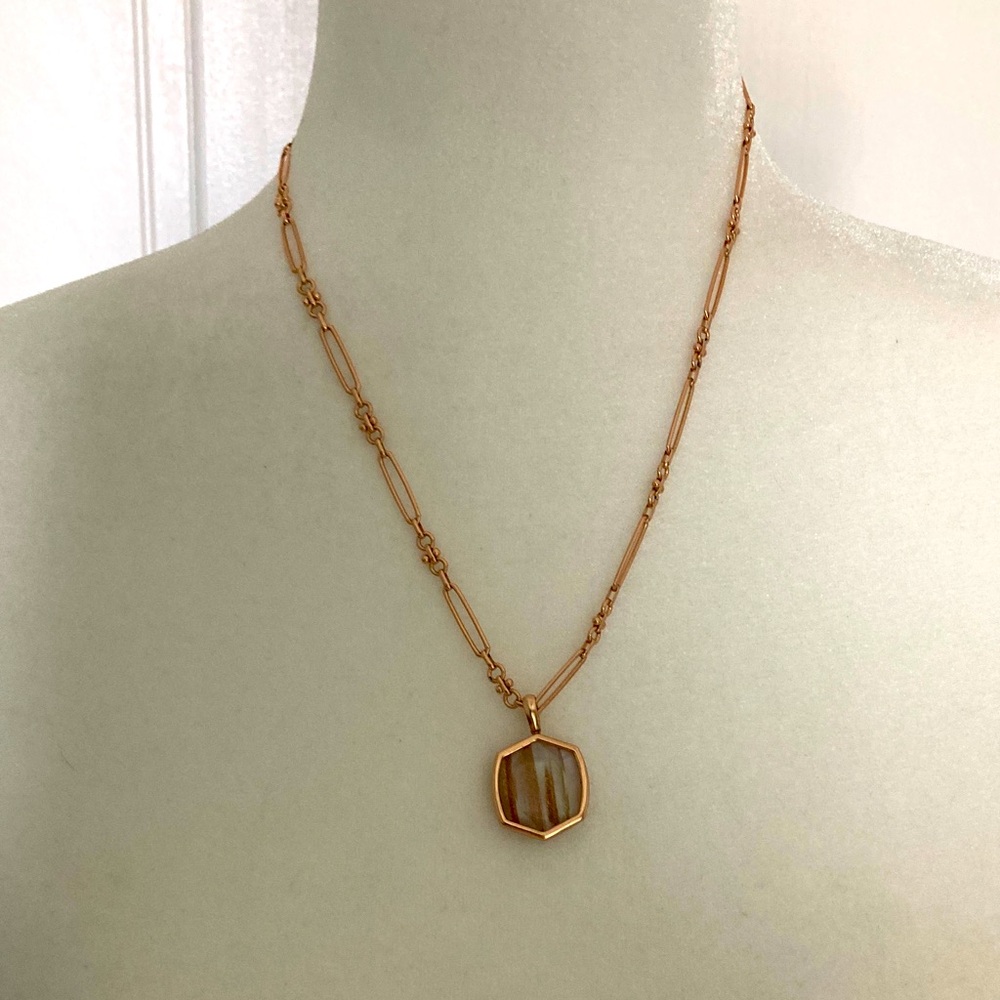 Kendra Scott Elegant Rose Gold Pendant Paperclip Necklace